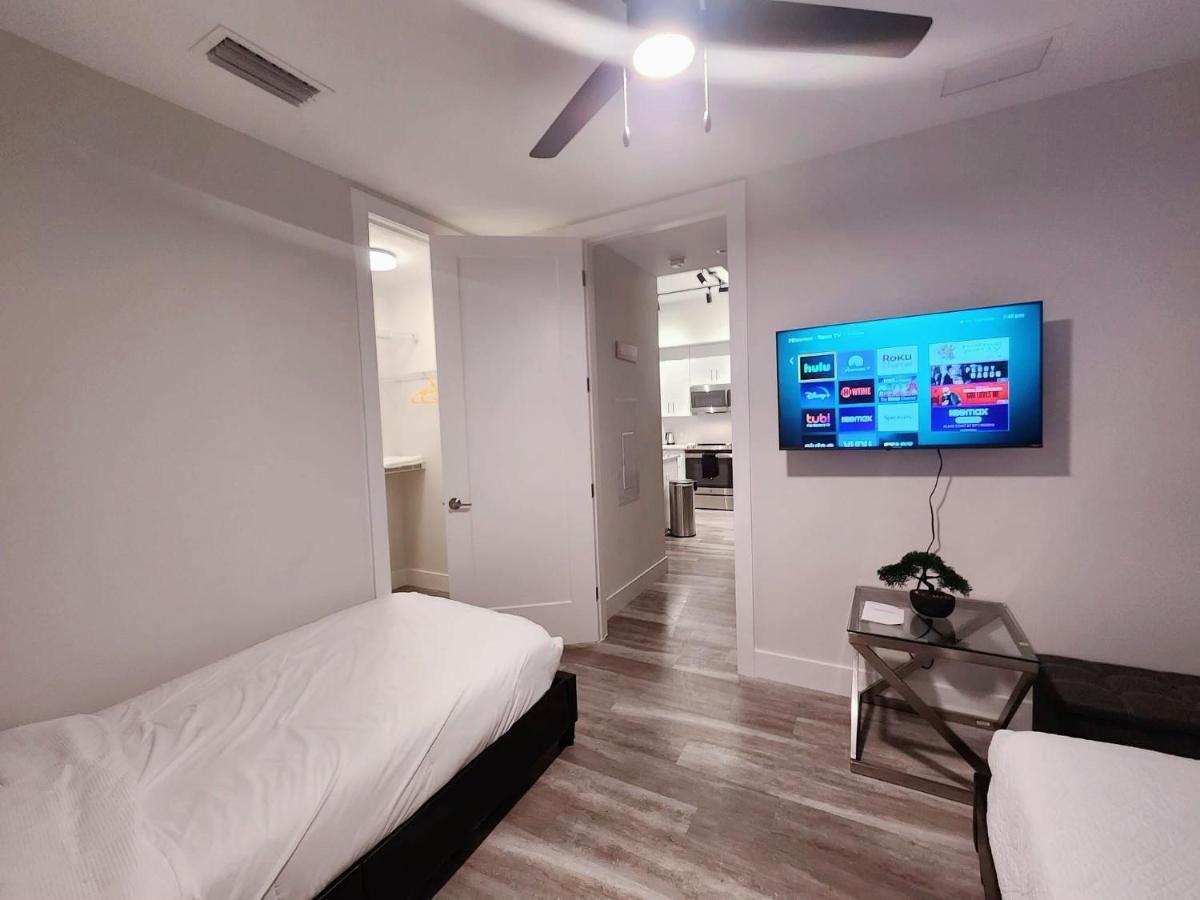 Lux Property Great For 1 To 8 Guests-Family Trip ,5Beds 2Rooms Staycation With Gym And Ev, Proximity To Downtown And Beaches Вест-Палм-Біч Екстер'єр фото